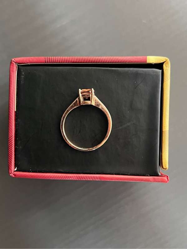 18k rose gold Ring with Zultanite