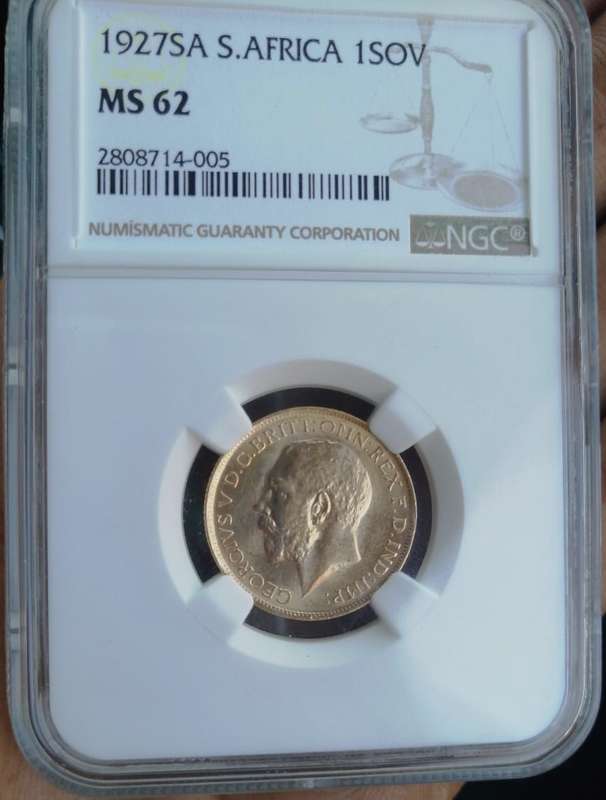 1927 SA GOLD 1 Sovereign MS62