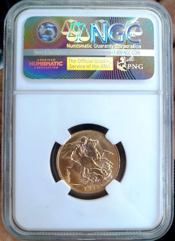1927 SA GOLD 1 Sovereign MS62