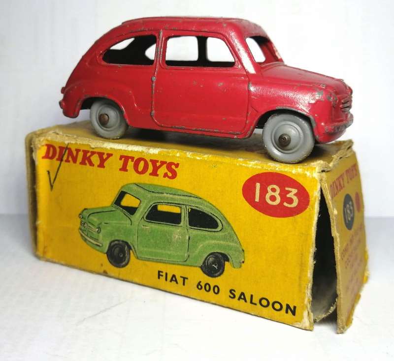 Dinky fiat 600 saloon