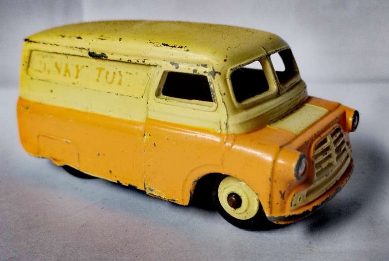 Dinky bedford