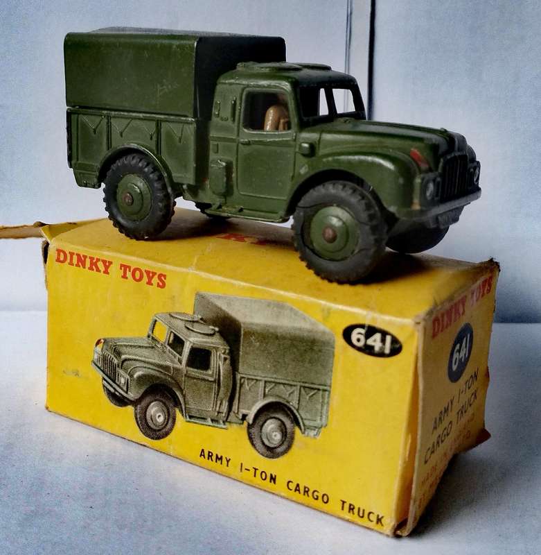 Dinky army 1 ton cargo truck