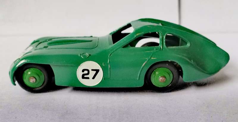 Dinky bristol 450