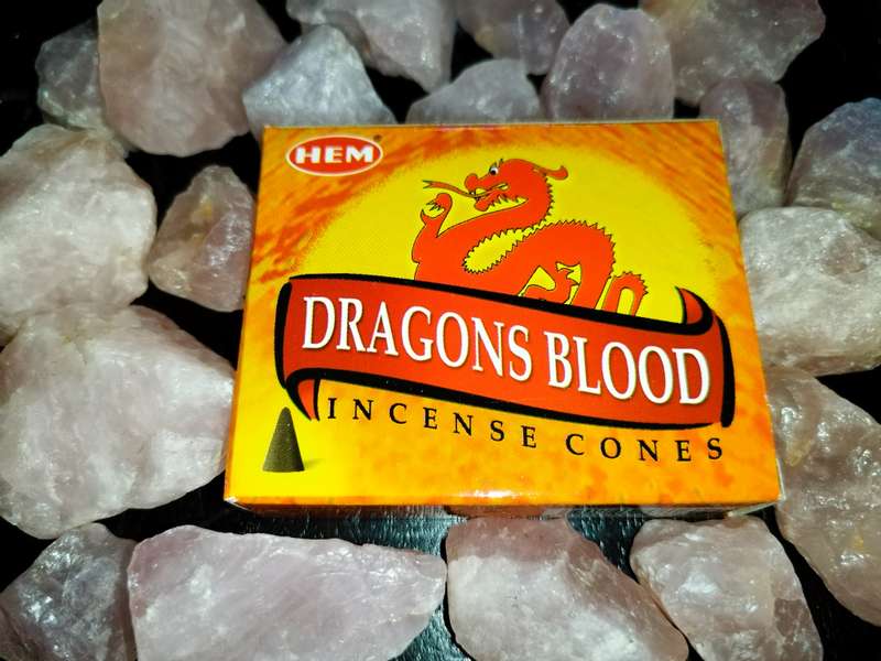 HEM Dragons Blood Incense Cones