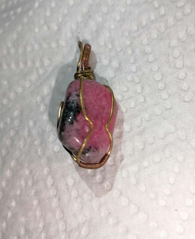 Strawberry quartz pendant