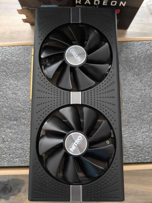 CLEAN!!! Radeon RX580 8GB Sapphire Nitro+