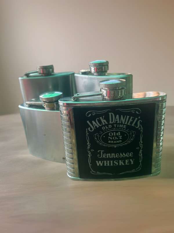 4 delightful hip flasks