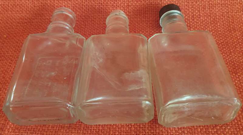 5 x Vintage Dr. Kiesow's Essence of Life/Lewens Essens bottles
