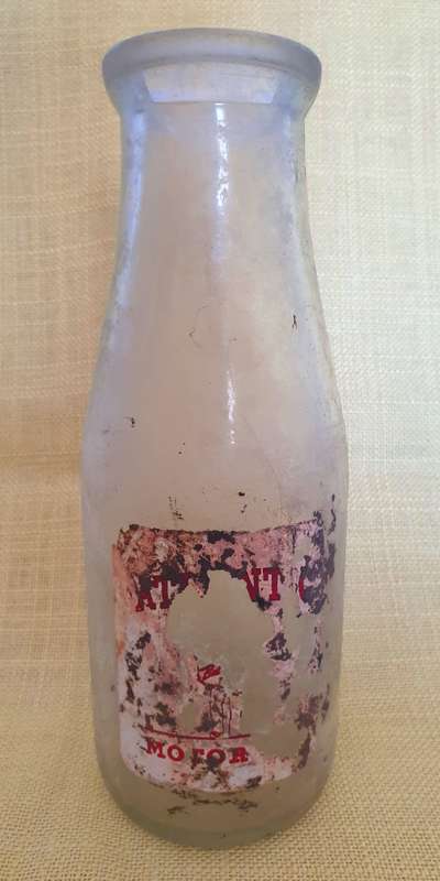 Vintage 1 Imperial pint Atlantic motor oil bottle  - scarce