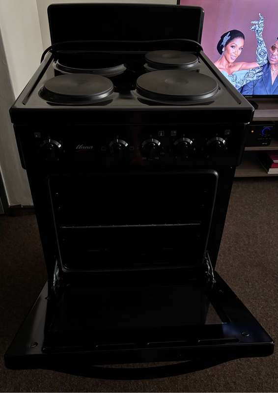 Univa 3 Plate Plug-in Stove Black U305b