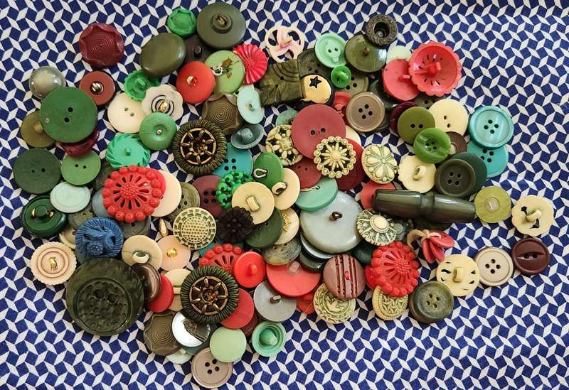 Buttons Assorted colorful buttons for clothing or arts and craft projects