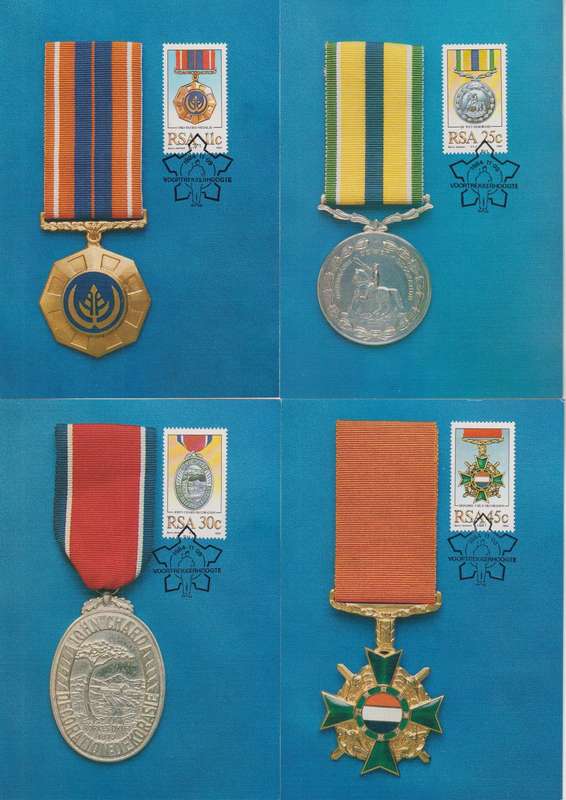 Maxi Card Set of 4 1984 Military Decorations (Packs Of 10 Bid per pack to take all)