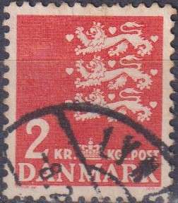 Stamps Denmark 1946 -1947 Small National Arms