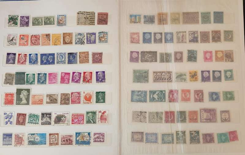 Stamp Album Hard Cover 14 Page Mix World