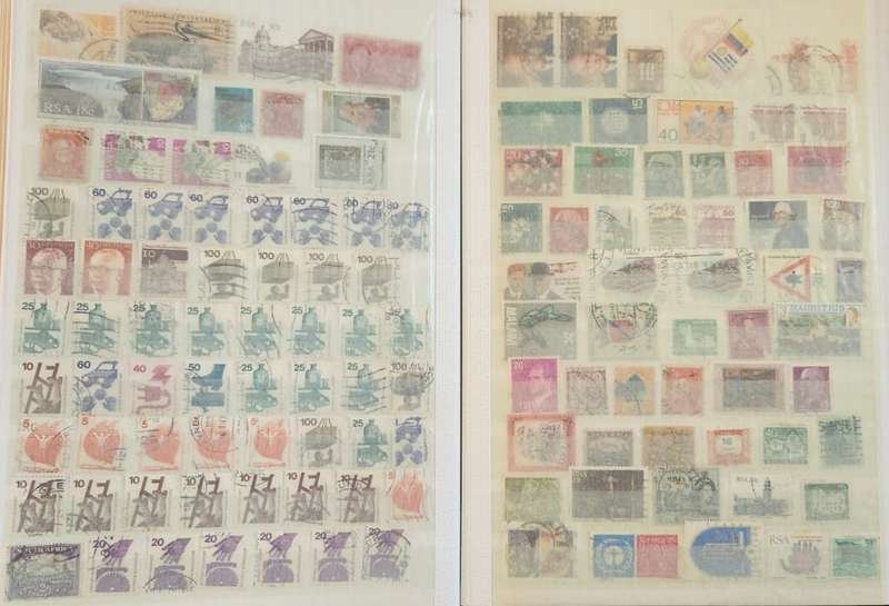 Stamp Album Hard Cover 16 Page 32 Sides  Mix World (NOT CHECKED)