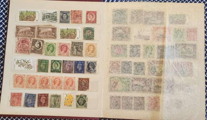 Stamp Album Hard Cover 10 Page 18 Sides  Mix World (NOT CHECKED)