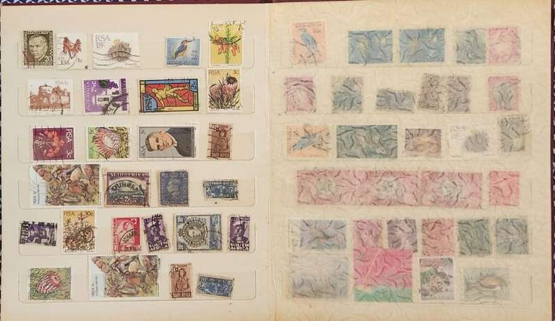 Stamp Album Hard Cover 10 Page 18 Sides  Mix World (NOT CHECKED)