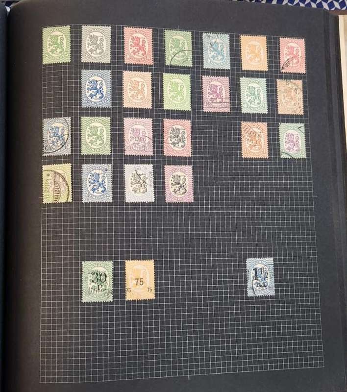 Stamp Album 96 Pages With Mix World Stamps