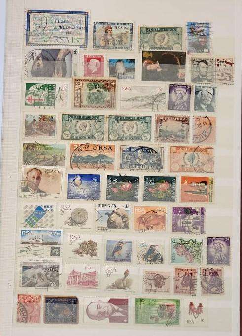 Stamp Album Hard Cover 16 Page 32 Sides  Mix World (NOT CHECKED)