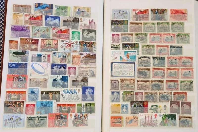 Stamp Album Hard Cover 16 Page 32 Sides  Mix World (NOT CHECKED)