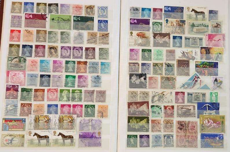 Stamp Album Hard Cover 16 Page 32 Sides  Mix World (NOT CHECKED)