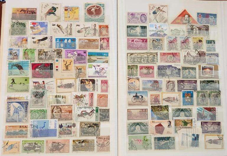 Stamp Album Hard Cover 16 Page 32 Sides  Mix World (NOT CHECKED)