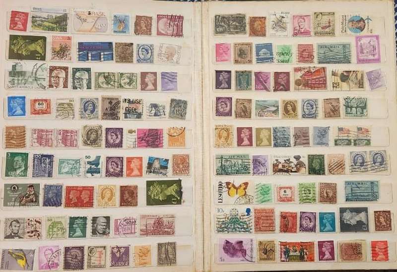 Stamp Album Hard Cover 8 Page 16 Sides  Mix World (NOT CHECKED)