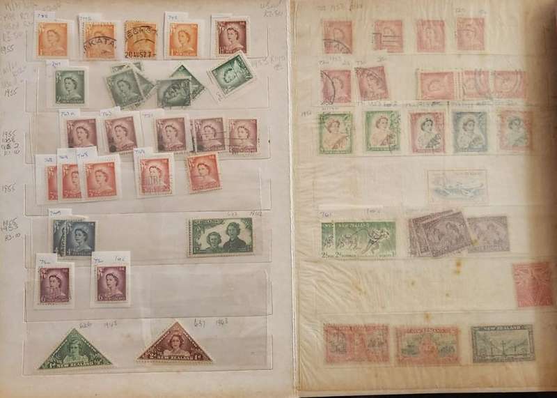 Stamp Album Hard Cover 9 Page 18 Sides  New Zealand (NOT CHECKED)