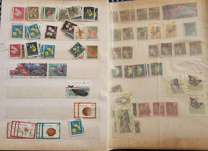 Stamp Album Hard Cover 9 Page 18 Sides  New Zealand (NOT CHECKED)