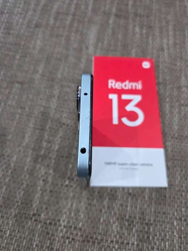 Xiaomi Redmi 13 6GB/128GB Smartphone