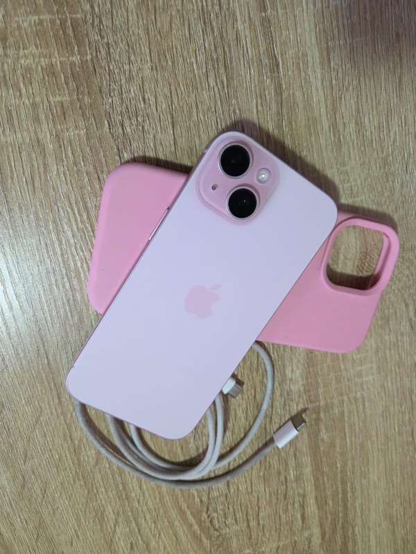Apple iPhone 15 128GB Pink