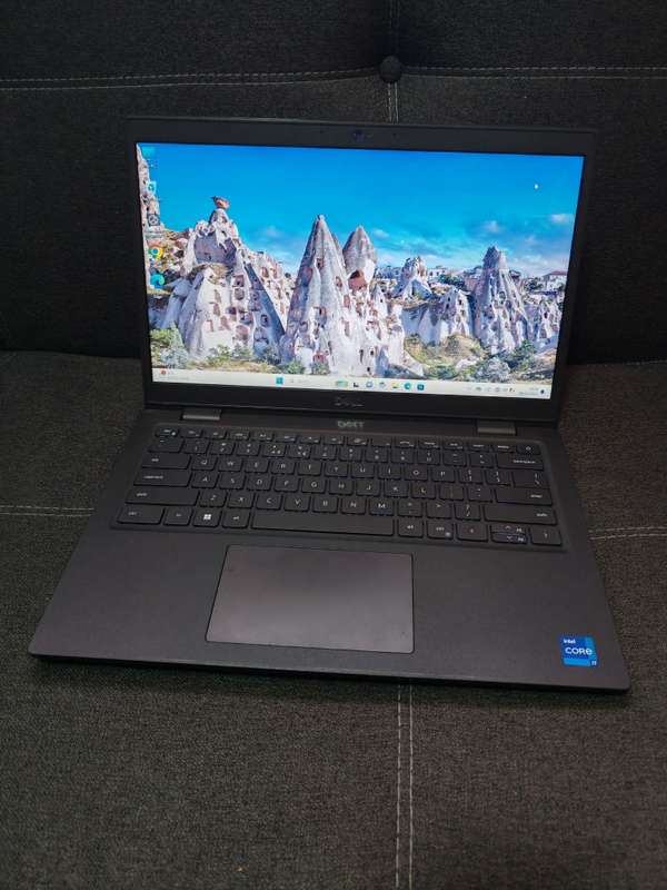 Dell Latitude 3420, Core i7 11th Gen, 16GB RAM, 512GB SSD
