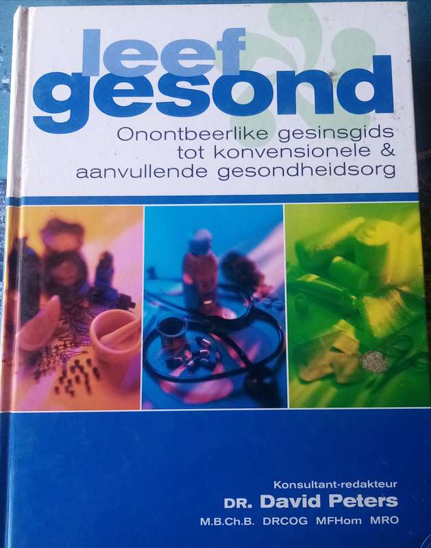 Hardcover "Leef Gesond" by Dr. David Peters  Essential Guide to Healthy Living