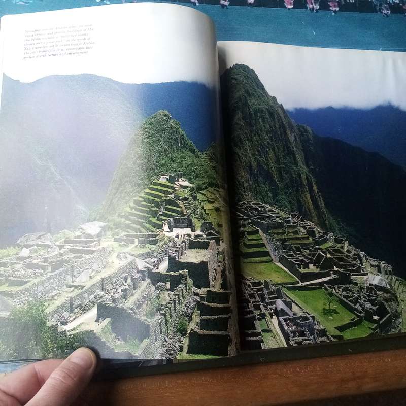 Incas: Lords of Gold and Glory"  Stunning History of the Incan Empire  Collectors Edition