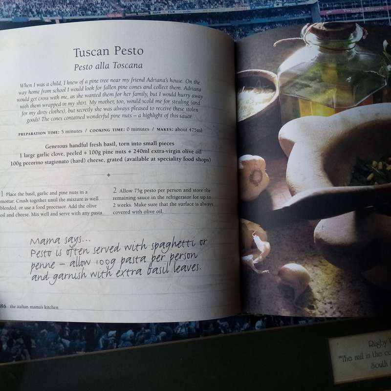 The Italian Mama's Kitchen: Authentic Recipes and Heartfelt Cooking by Katie and Giancarlo Caldesi