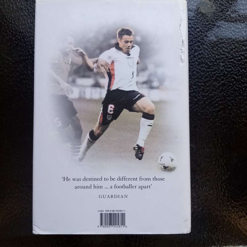 A Footballer Apart: Left Field by Graeme Le Saux - Limited Edition Hardcover! Must-Have for Football