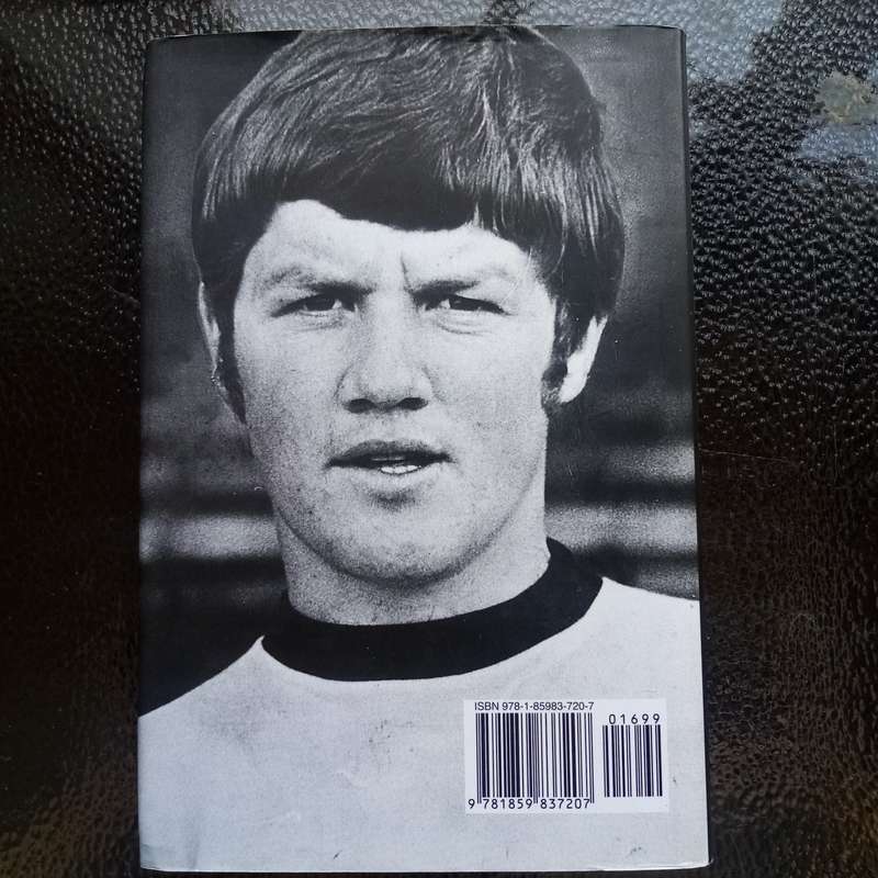Peter Knowles: God's Footballer by Steve Gordos Limited Hardcover! Essential for Football collectors