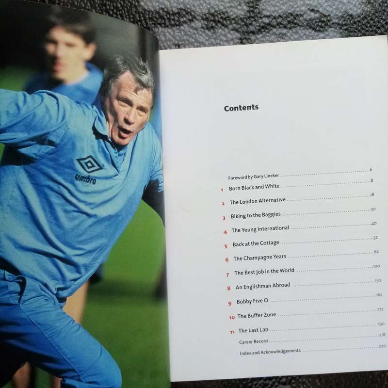 Sir Bobby Robson: Living the Game  A Legendary Football Journey  Essential Read for Soccer Fans
