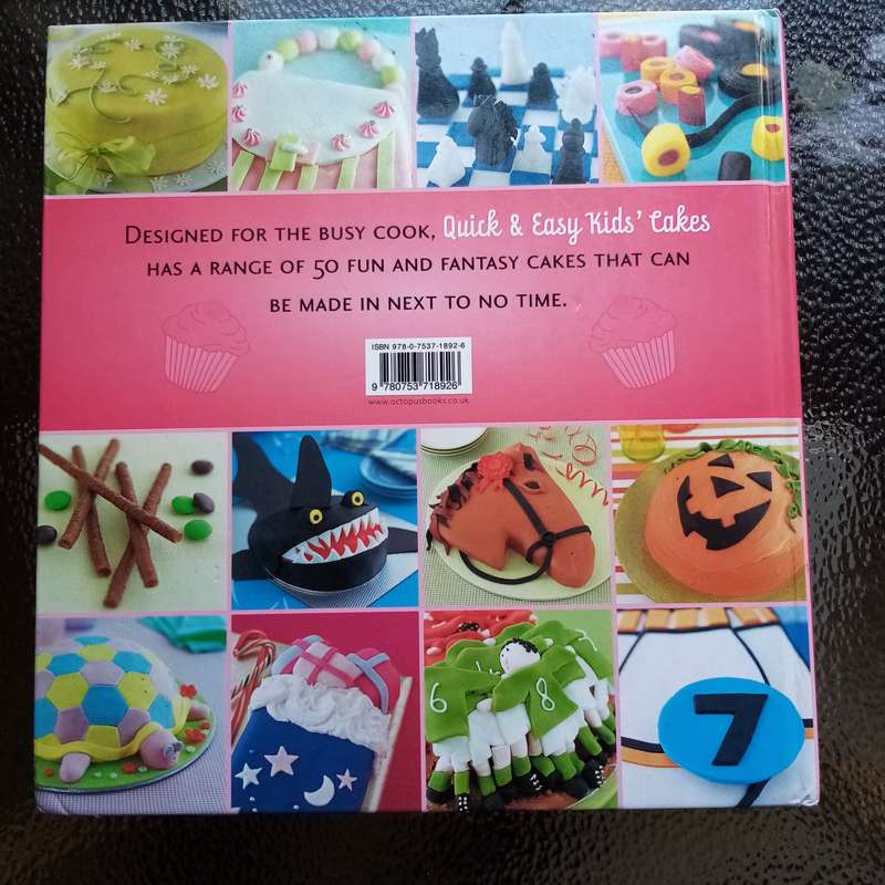 Delightful Kids' Cakes: "Quick & Easy Kids' Cakes"  50 Fun Recipes for All Ages