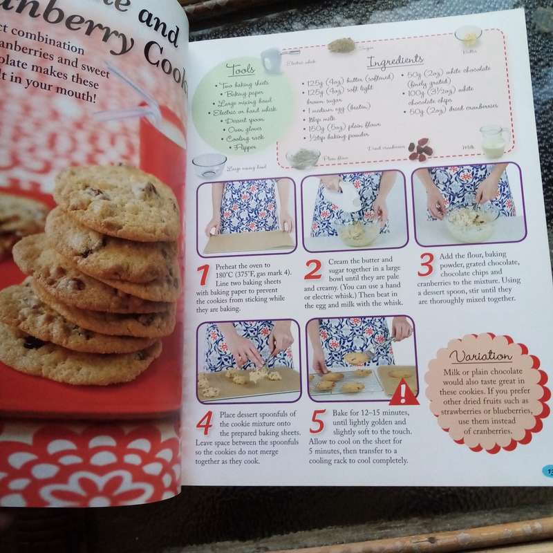 The Children's Baking Book by Denise Smart - Fun & Easy Recipes for Kids