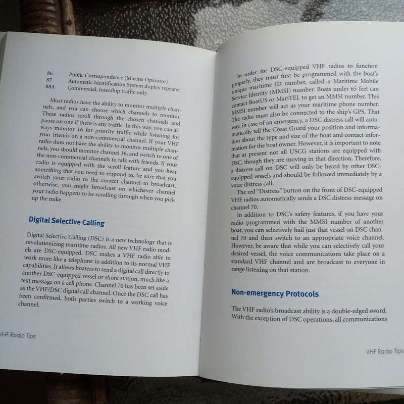 Chapman Practical Boat Handling - Essential Guide for All Sailing Situations