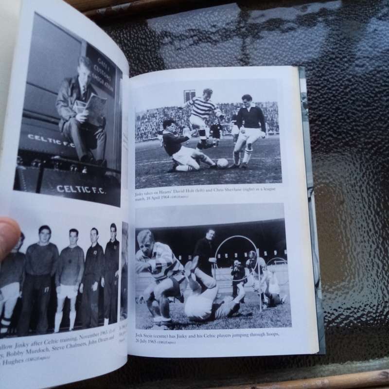 Jinky: The Biography of Jimmy Johnstone by Jim Black  A Celtic Legend Revealed