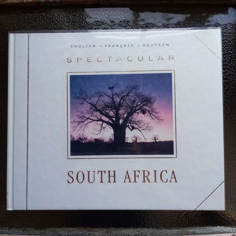 Spectacular South Africa by Tim O'Hagan  A Multilingual Collectors Item