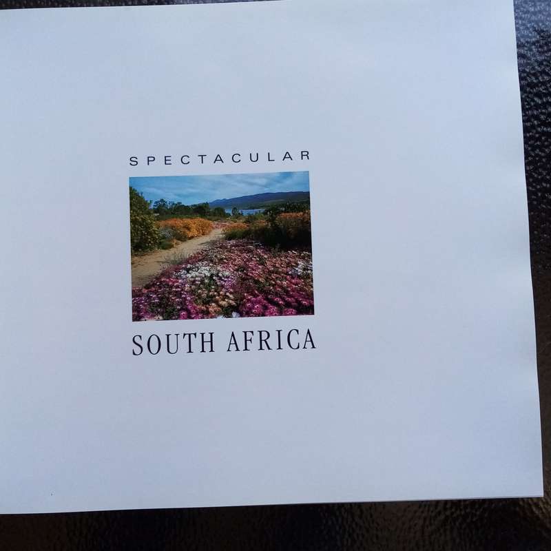 Spectacular South Africa by Tim O'Hagan  A Multilingual Collectors Item
