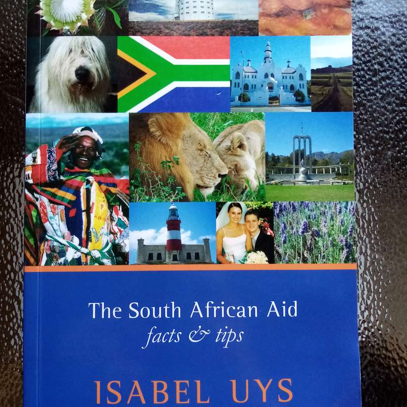 Essential Guide to South African Aid: Facts & Tips by Isabel Uys (Soft Cover)