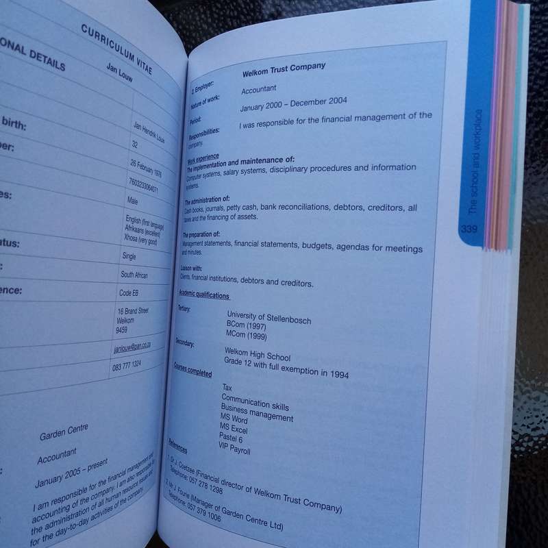Essential Guide to South African Aid: Facts & Tips by Isabel Uys (Soft Cover)