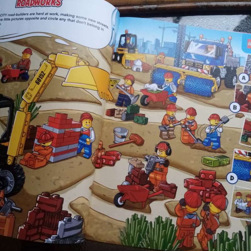LEGO Official Annual 2018: A Must-Have for LEGO Fans and Collectors