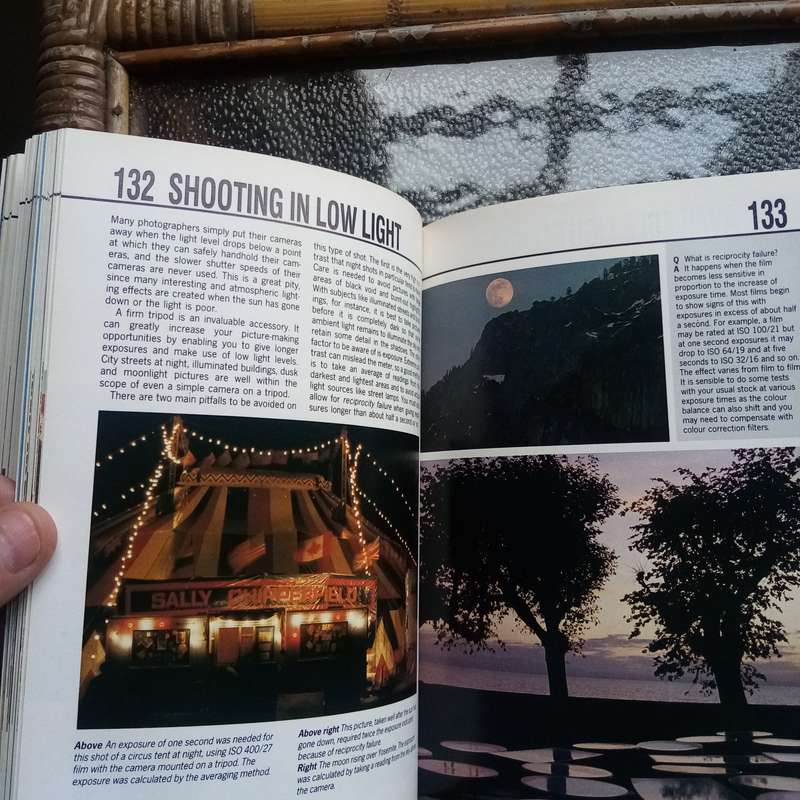 Photographer's Handbook: Essential Techniques for Stunning Images by Buselle & Freeman