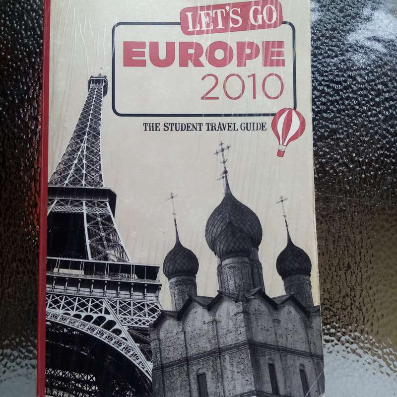 Let's Go Europe 2010: The Ultimate Student Travel Guide