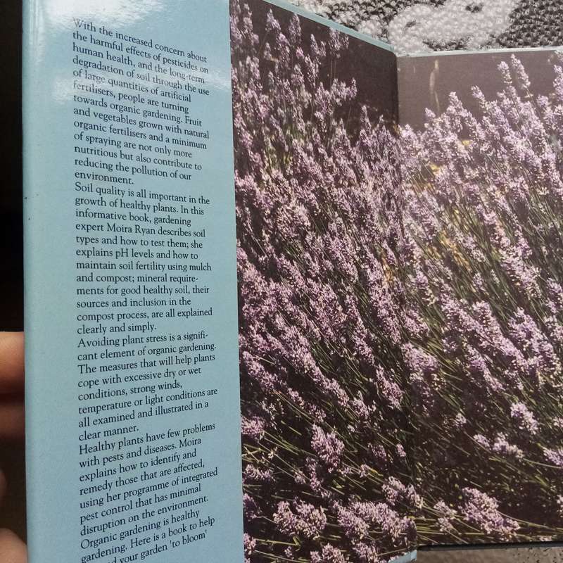 Gardening with the Experts: Organic Techniques for Thriving Gardens